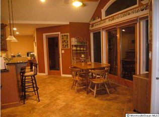 7 Oak Knoll Rd, Ocean, NJ 07712