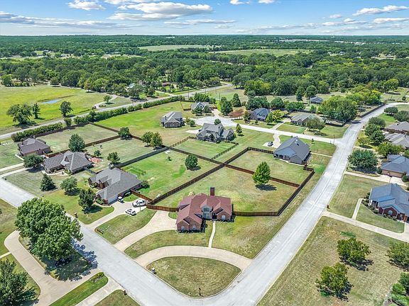 5th image of 117 Lake Meadow Blvd