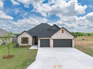 219 Outlander Way, Shawnee, OK 74804