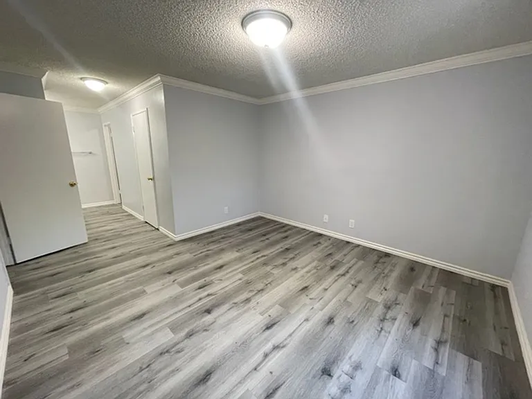 1750 Gillette Cres — Photo 20