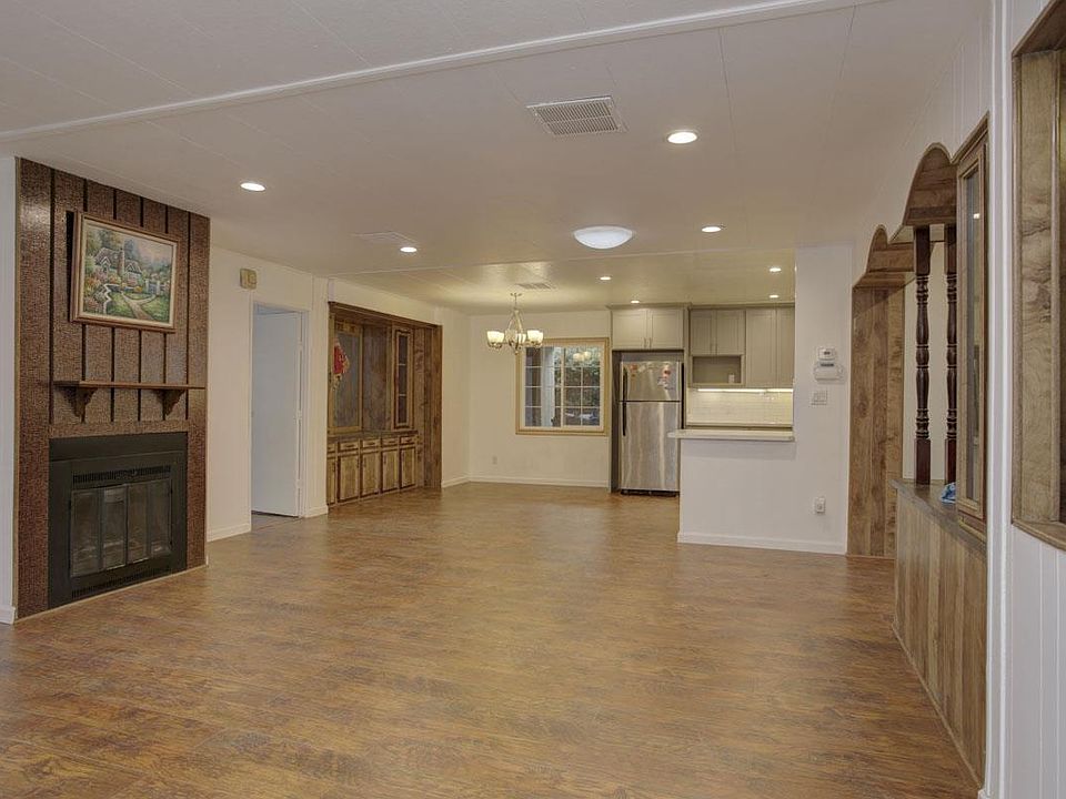 2nd image of 4271 N 1st St Spc 70