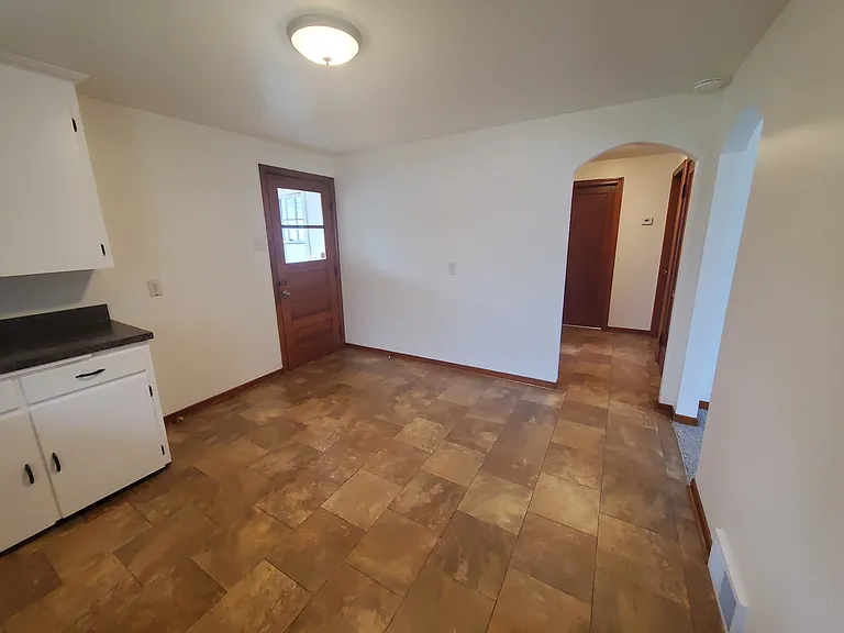149 Fernald Ave — Photo 14