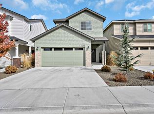 2250 E Tiger Lily Dr, Boise, ID 83716