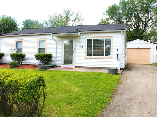 5160 Rucks Rd, Dayton, OH 45417