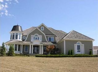 6663 Silver Creek Dr, Indianapolis, IN 46259