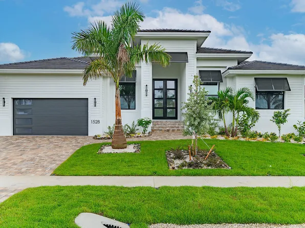 1528 Kingston Ct, Marco Island, FL 34145