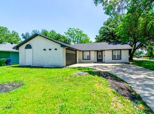 466 Woodmere Dr, Garland, TX