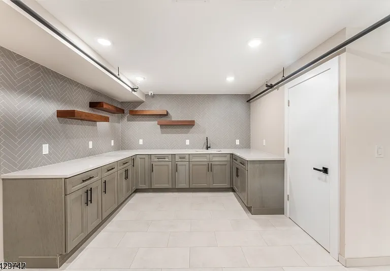 189 Dayton Ave #101 — Photo 20