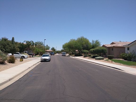 4th image of 14887 W Amelia Ave