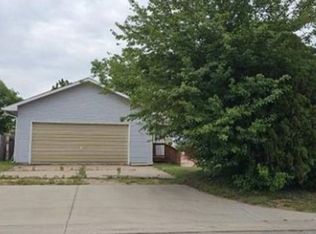 330 S Sunnyside Rd, Haysville, KS 67060