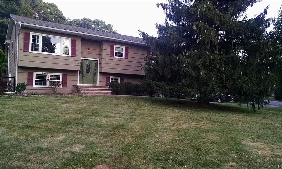 1st image of 25 Victoria Dr
