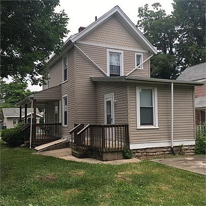 2nd image of 5782 Lantana Ave