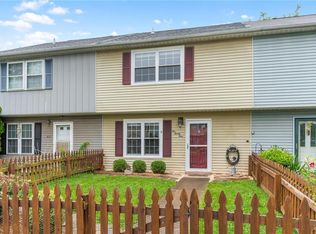 524 Blaker Dr, East Greenville, PA 18041