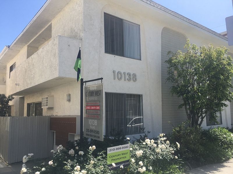 2nd image of 10138 Palms Blvd #17