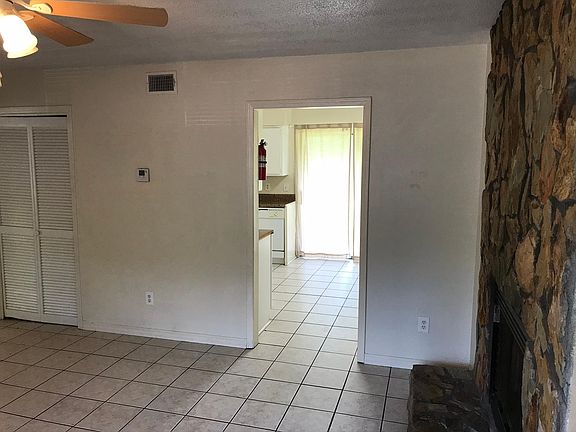 4th image of 721 Tumbleweed Trl APT A