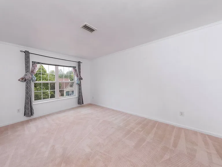 113 Heron Ct — Photo 3