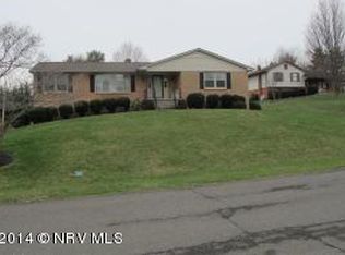 720 Atkinson Rd, Christiansburg, VA 24073