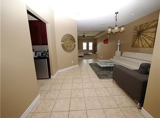 3rd image of 6105 Garden Ct