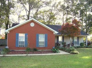 13215 Hackberry Dr, Mobile, AL 36608