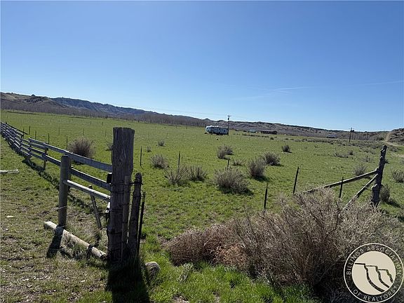 2nd image of 5420 Lower River Rd