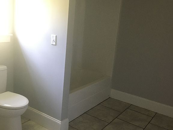 3rd image of 104 Leonard Rogers Dr