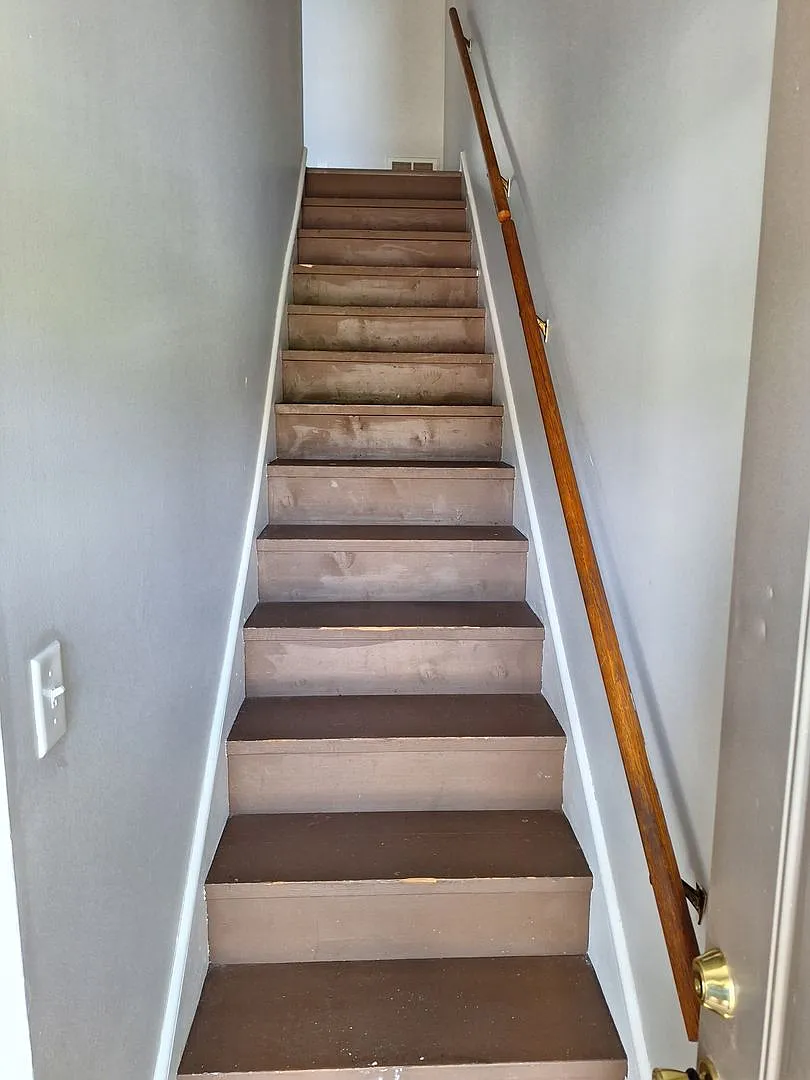 213 N. Dudley - Alan Village — Photo 2