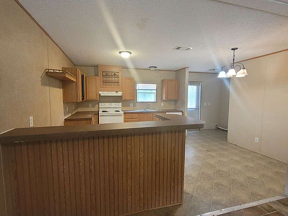 4th image of 16692 99th Ln