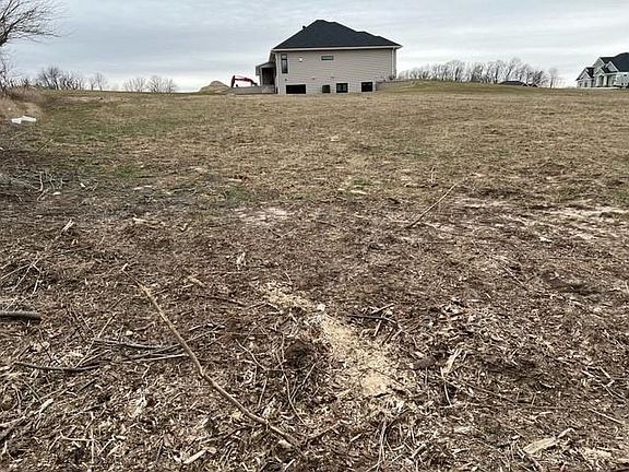 4th image of 3041 Deer Run Dr SE