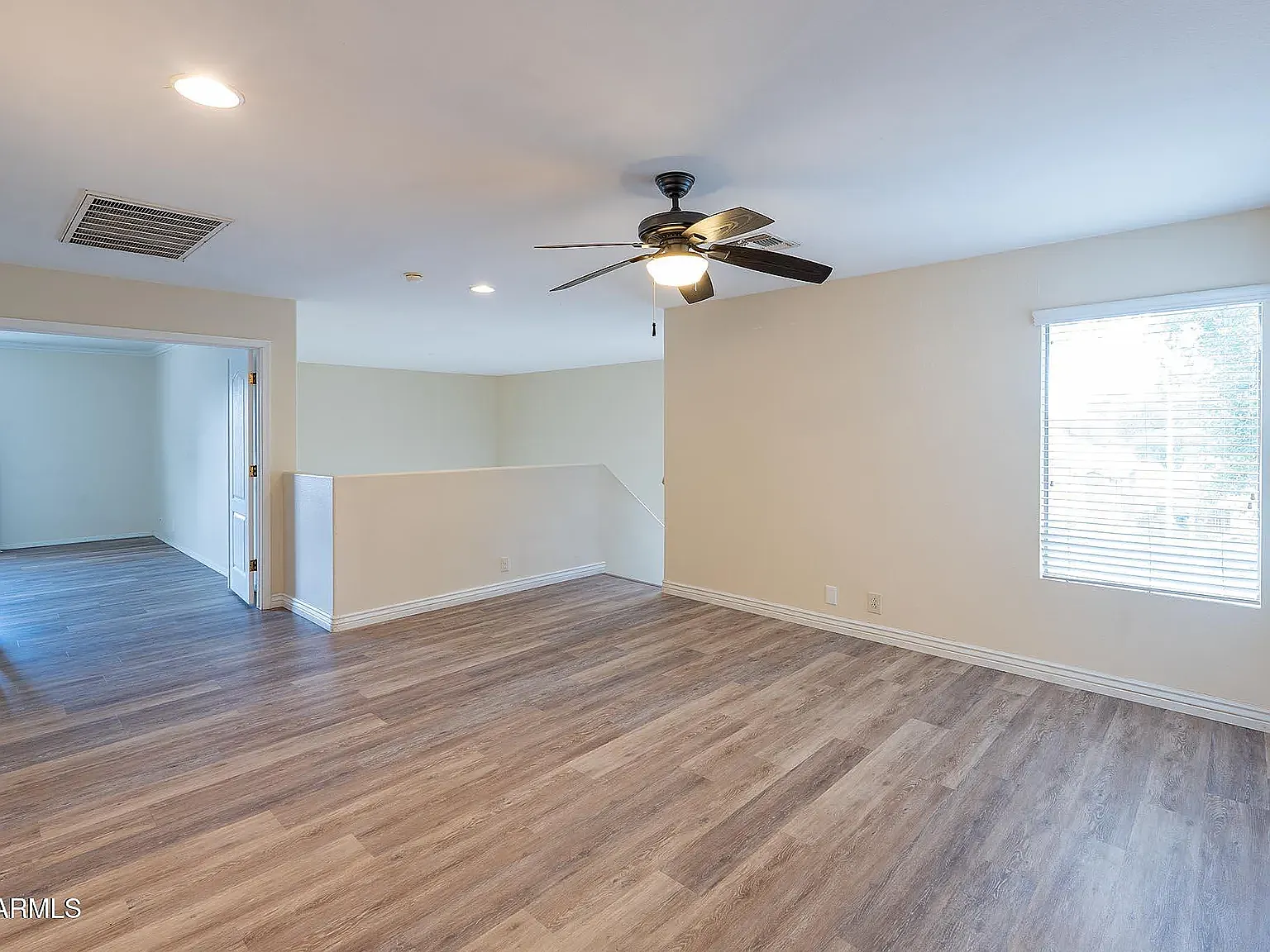 3 bed, 2.5 bath, 2036 sqft, $850 — Photo 4