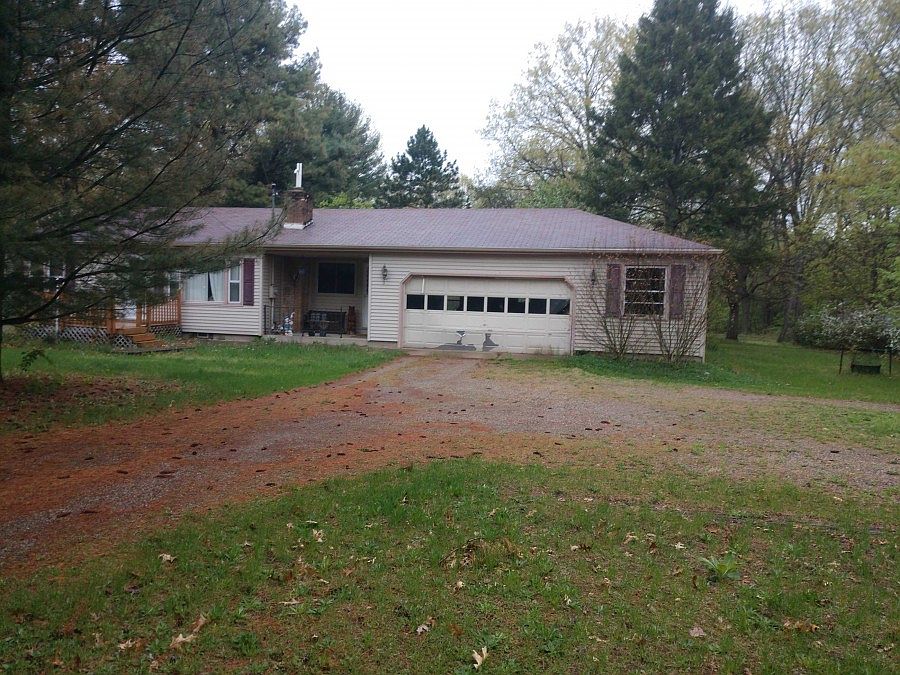 1st image of 2523 Stanley Ave