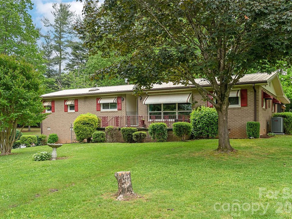 1st image of 204 Reed Dr