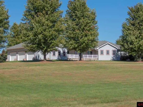 80820 Hammond Hwy, Madelia, MN 56062