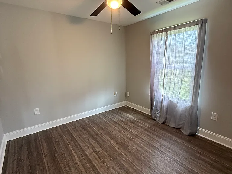 5572 Fern Ridge Rd — Photo 8