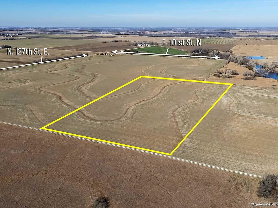 1st image of 20/- Acres St N #127