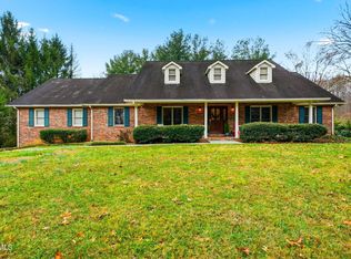3303 Honeywood Dr, Johnson City, TN 37604