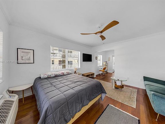 2nd image of 901 Meridian Ave APT 207
