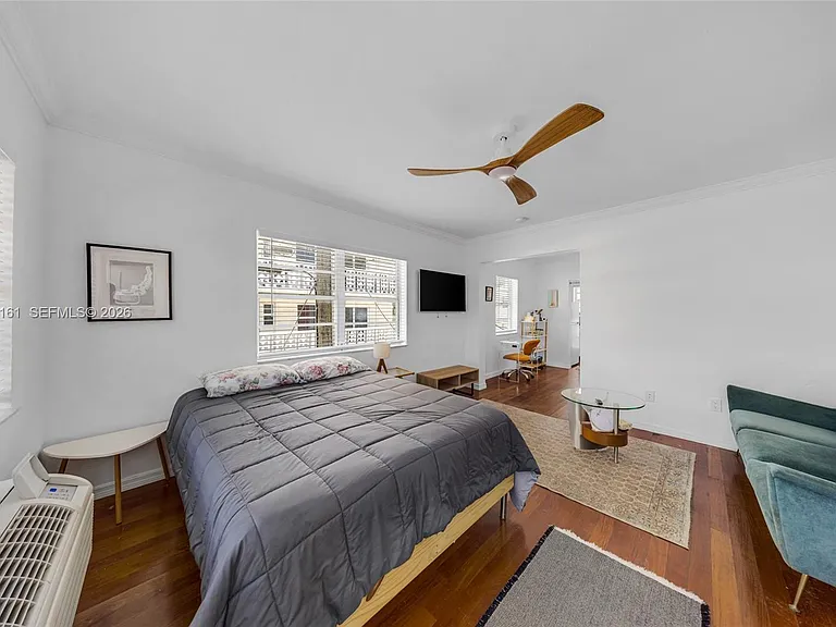 901 Meridian Ave #207 — Photo 2