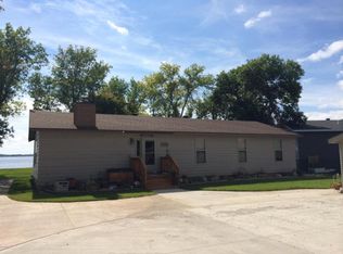114 N Lake Dr, Watertown, SD 57201