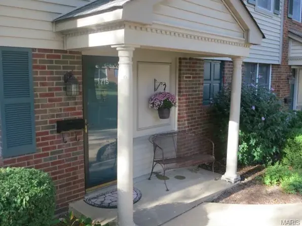 1715 Bluejay Cv Unit 1715, Saint Louis, MO 63144