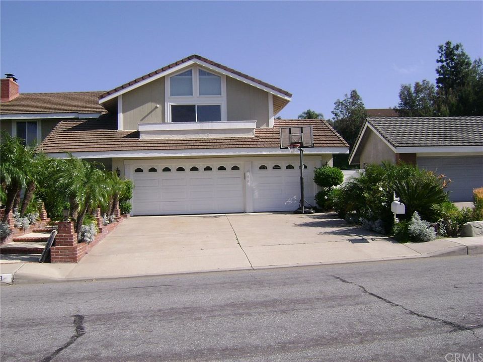 1st image of 449 S Westridge Cir