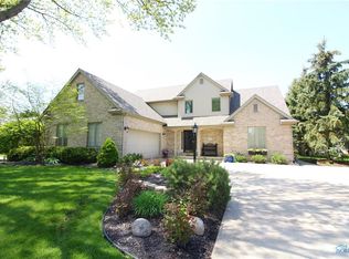 28543 Woodland Ave, Perrysburg, OH 43551