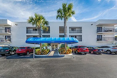 1700 Ocean Dr #302V — Photo 36