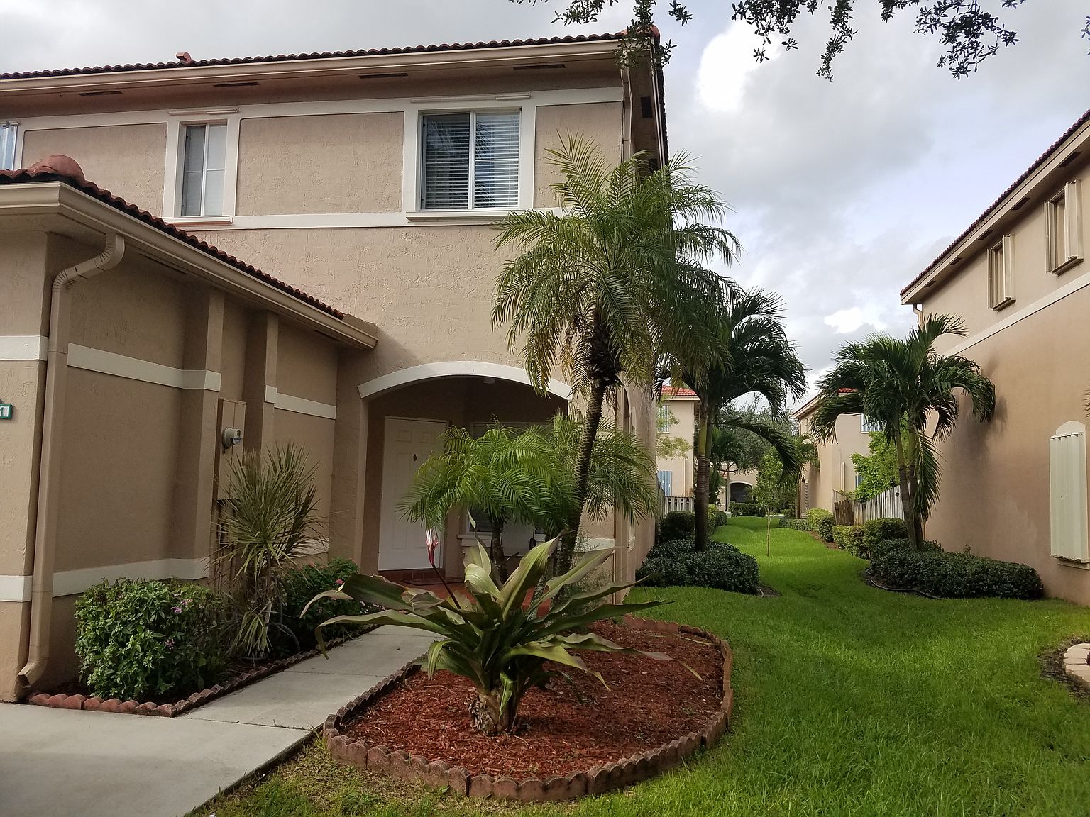 7831 S Southwood Cir, Davie, FL 33328 Zillow
