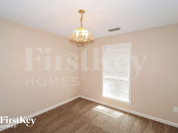 5th image of 1049 Nolan Ln