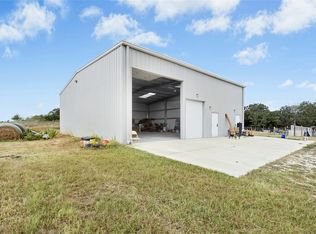 1498 County Road 313, Lexington, TX 78947