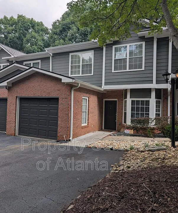 2680 Pine Tree Rd NE #3
