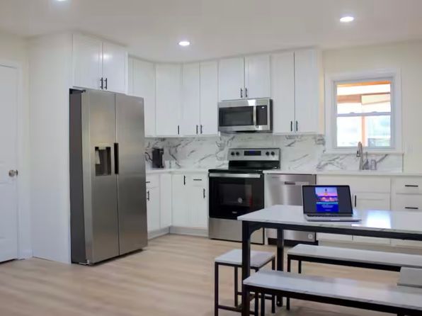2401 Jalice Cir