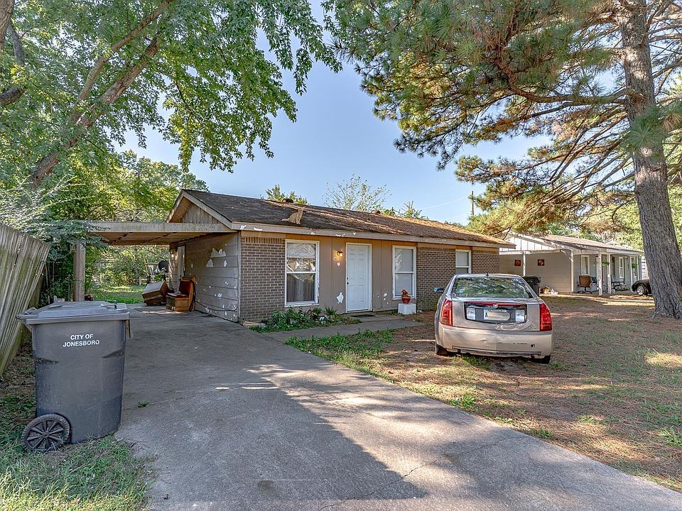 2nd image of 3607 Parkwood Rd