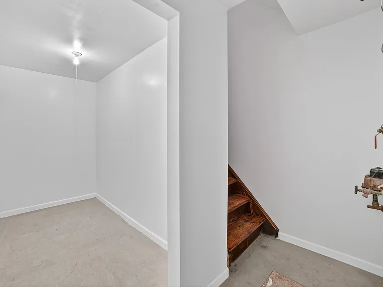 4297 Kepler Ave #1 — Photo 18
