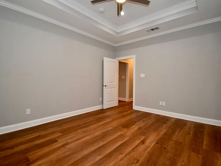 112 Haley Ln — Photo 14
